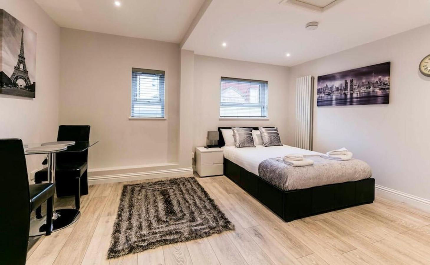 City Cb1 Studio Just Off Mill Rd, Close To Train Station - Walk To Station And City Centre 캠브리지 외부 사진