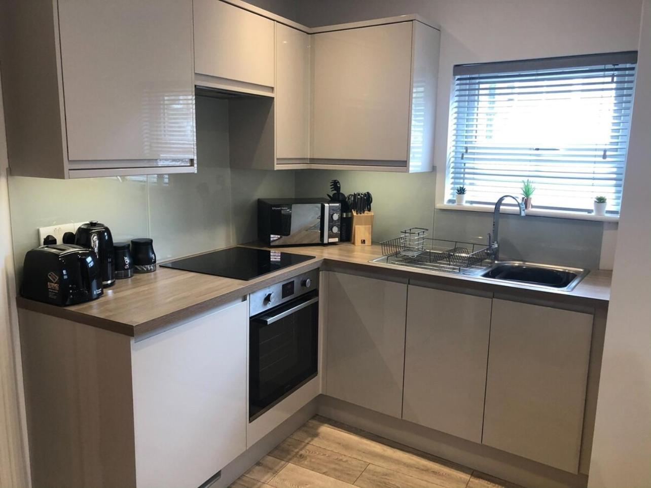 City Cb1 Studio Just Off Mill Rd, Close To Train Station - Walk To Station And City Centre 캠브리지 외부 사진