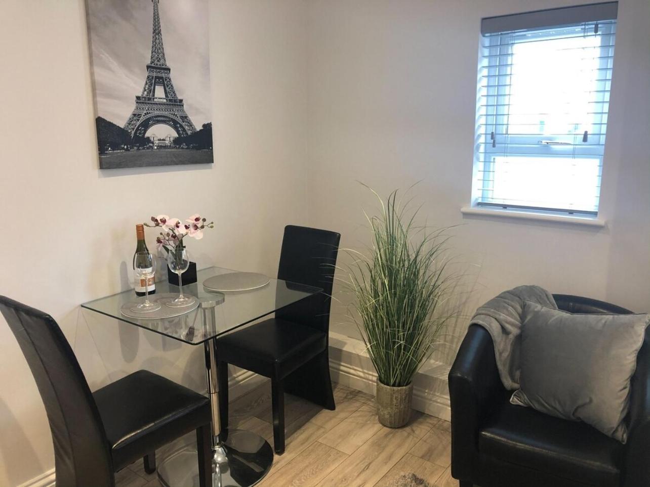 City Cb1 Studio Just Off Mill Rd, Close To Train Station - Walk To Station And City Centre 캠브리지 외부 사진